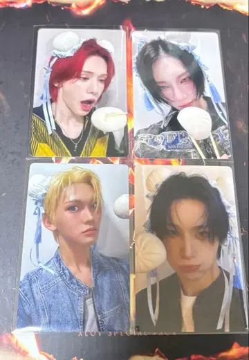 XLOV JUMPUP 트레이딩 카드 4장 세트