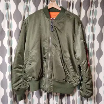 MA-1 플라이트 자켓 올리브