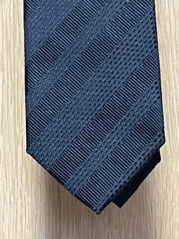 SHELLAC 다크 블루 스트라이프 넥타이 새상품