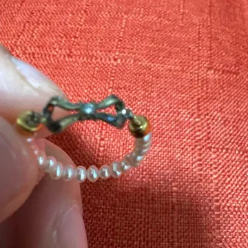 에나 루나 펄 리본 모티브 반지