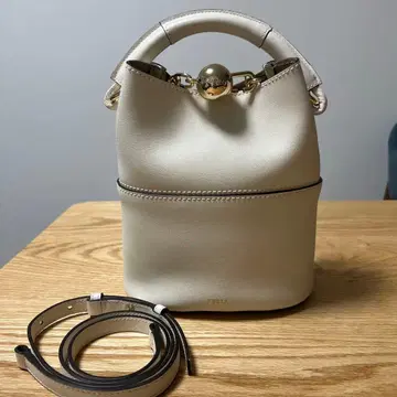 FURLA 아이보리 핸드백