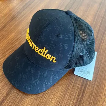 레저렉션 GM 엠보싱 메쉬 캡 / 블랙