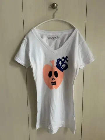 Poizon Candy Apple 화이트 T셔츠 XS