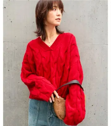 [인하지 않고 결정] 케이블 V 니트 RIVE DROITE 레드