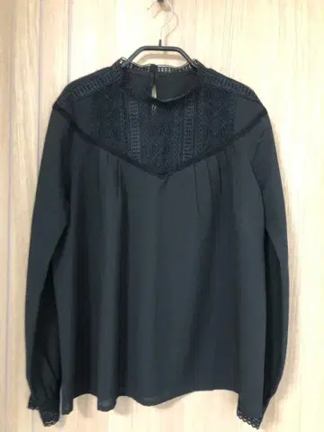 IEDIT 블랙 긴팔 블라우스