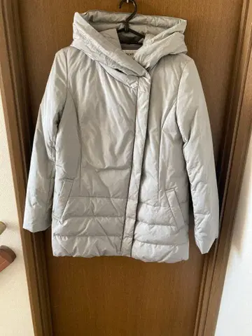 피노레 pinore 라이트 그레이 다운 자켓 후드 부착