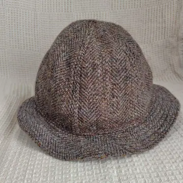 ADEQUATE & Co. 울 햇 브라운 계열