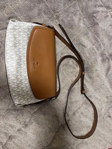 MICHAEL KORS 숄더백 MK 로고