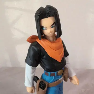 드래곤볼 17호 피규어 상자 없음