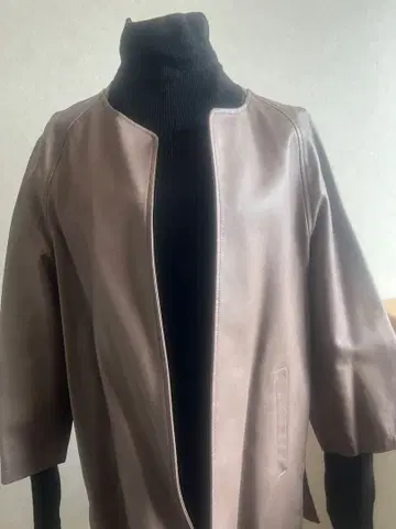 브라운 가죽 노카라 자켓 7부 소매