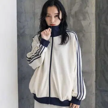 JEANASIS 트랙 자켓 선착순!