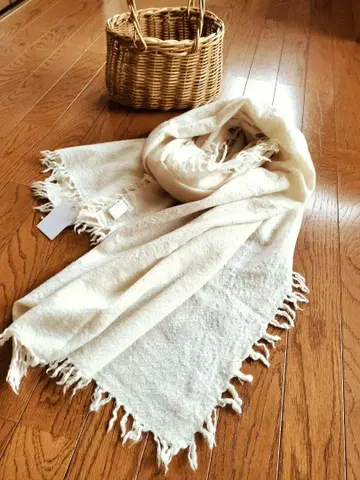 택 포함 새상품 아두이트리스테스 융모 울 스톨