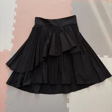 SNIDEL 블랙 미니 플리츠 스커트