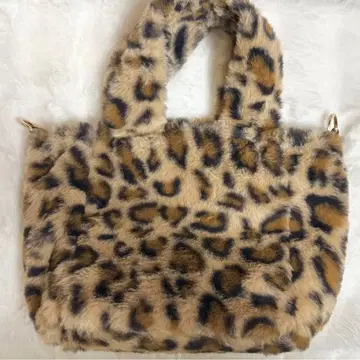 레오파드 무늬 퍼백 숄더 포함 핸드백 복슬복슬 한국 Y2K 새상품급