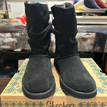 Skechers 블랙 부츠 버튼 포함