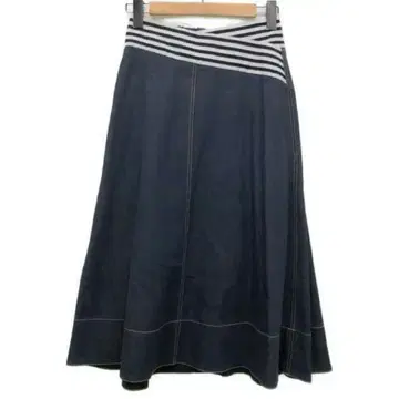 BORDERS at BALCONY 데님 플레어 스커트 36