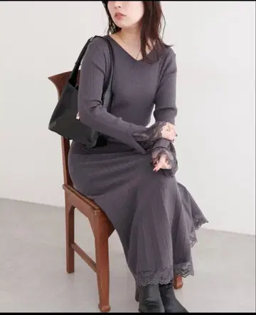 내추럴 꾸뛰르 소매 레이스 니트 원피스