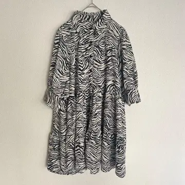 CBYX 제브라 패턴 셔츠 원피스 블랙 x 화이트 F 사이즈