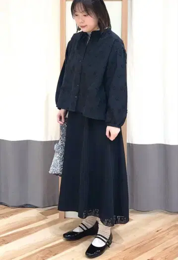 Samansa Mos2 3D 자수 프론트 오픈 블라우스