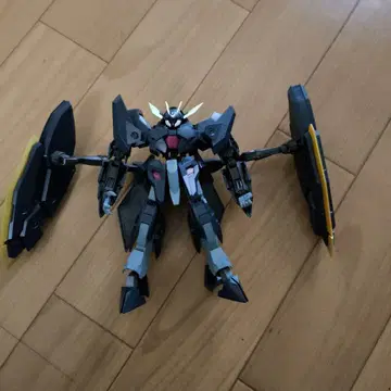기동전사 건담 철혈의 오펀스 우르즈헌트 HG 건담 자간 완성품