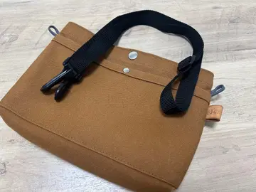 브라운 캔버스 숄더백