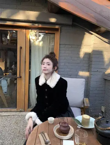 겨울 나들이에 따뜻함이 뛰어난 자켓, 여자 모임 데이트에 딱!