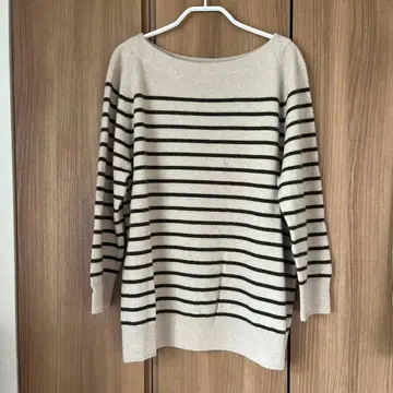 캐시미어 100% 스트라이프 스웨터 23구 사이즈 44