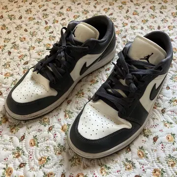 Jordan 스니커즈 화이트/그레이 28.5cm