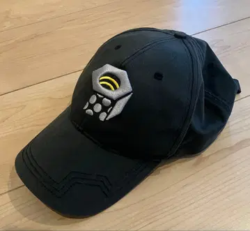 마운틴 하드웨어 로고 자수 캡 블랙