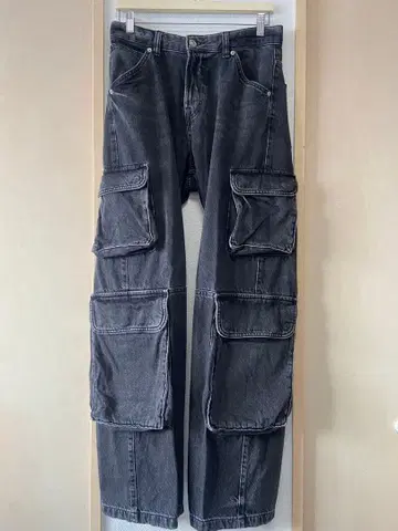 ZARA 다크 그레이 카고 팬츠 USA 29