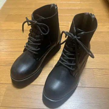 lafarfa 레이스업 니트 숏부츠