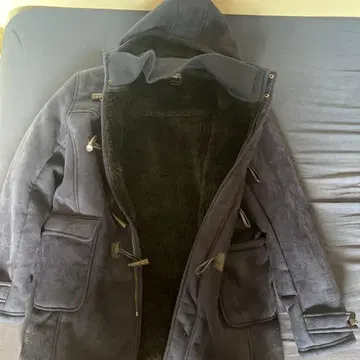 플리스 후드 부착 더플 코트 블랙