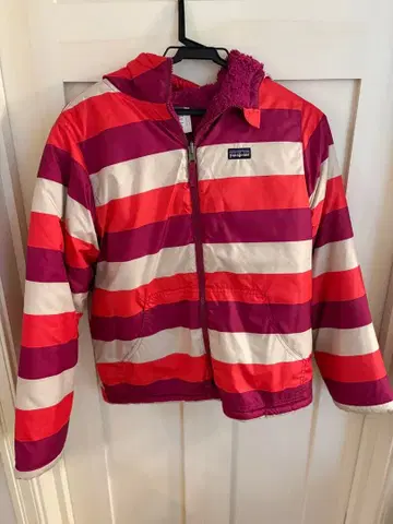 Patagonia 리버서블 다운 자켓