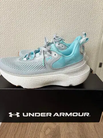 [ 미사용 ] 언더아머 인피니티 엘리트 2 여성용 24cm