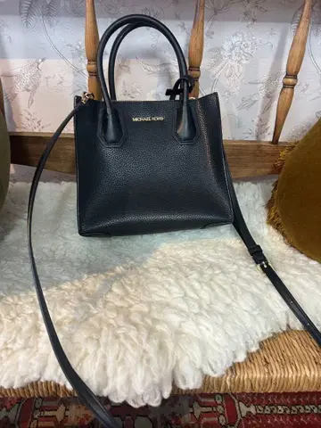 MICHAEL KORS 블랙 숄더백