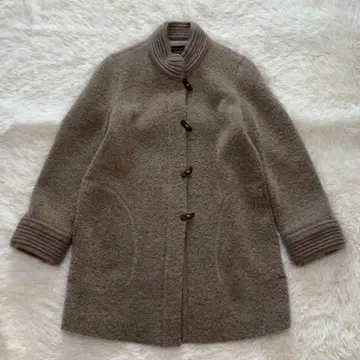 레리안 스탠드 카라 울 코트 모카 토글 버튼