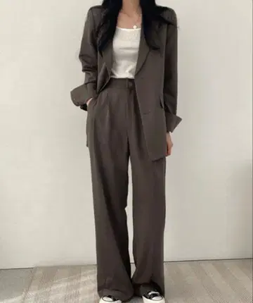 브라운 팬츠 수트 세트 테일러드 자켓