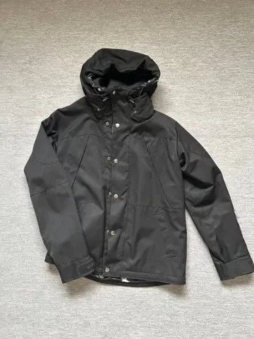 SOPHNET. 마운틴 파카