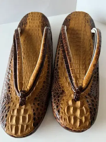 고급 천연 가죽 크로커다일 조리 일본 정통의상 소품 새상품 미사용