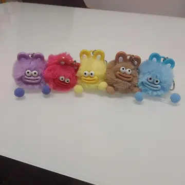 토끼 귀 립 몬스터 키링 세트