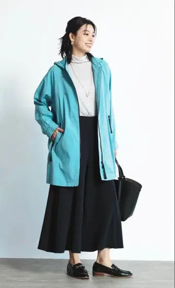 [ 미사용 새상품 ] Grandtable 오버라이트 코트 블루