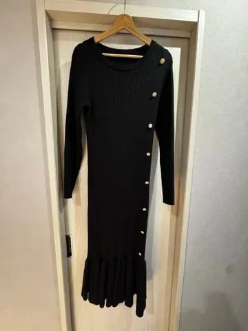 [ Dazy ] 블랙 니트 원피스 빅 사이즈 머메이드형