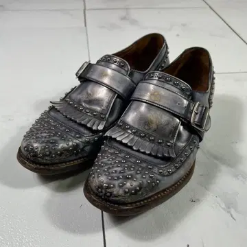 처치스 상하이 SHANGHAI 빈티지 가공 스터드