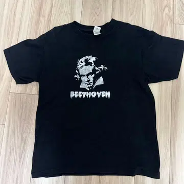 피에르 타키와 베토벤 T셔츠 L 사이즈 은색