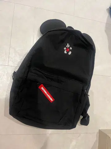 디즈니 리조트 미키마우스 귀 달린 블랙 백팩
