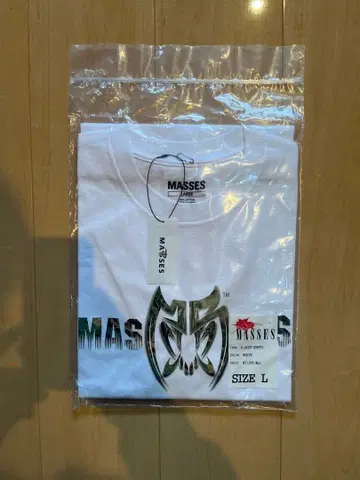 MASSES 화이트 T셔츠 사이즈 L