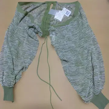 FIK 올리브 그린 니트 스웨터 M