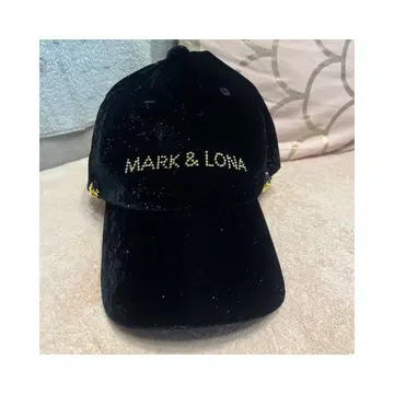 MARK & LONA 벨벳 캡 블랙
