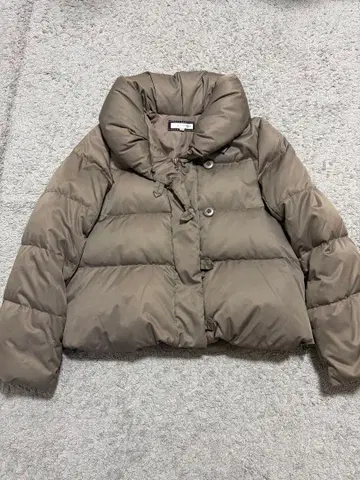 anyFAM 숏 기장 다운 자켓 사이즈 3