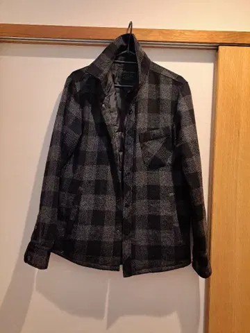 Midikawa Down 체크 무늬 다운 자켓 M 사이즈